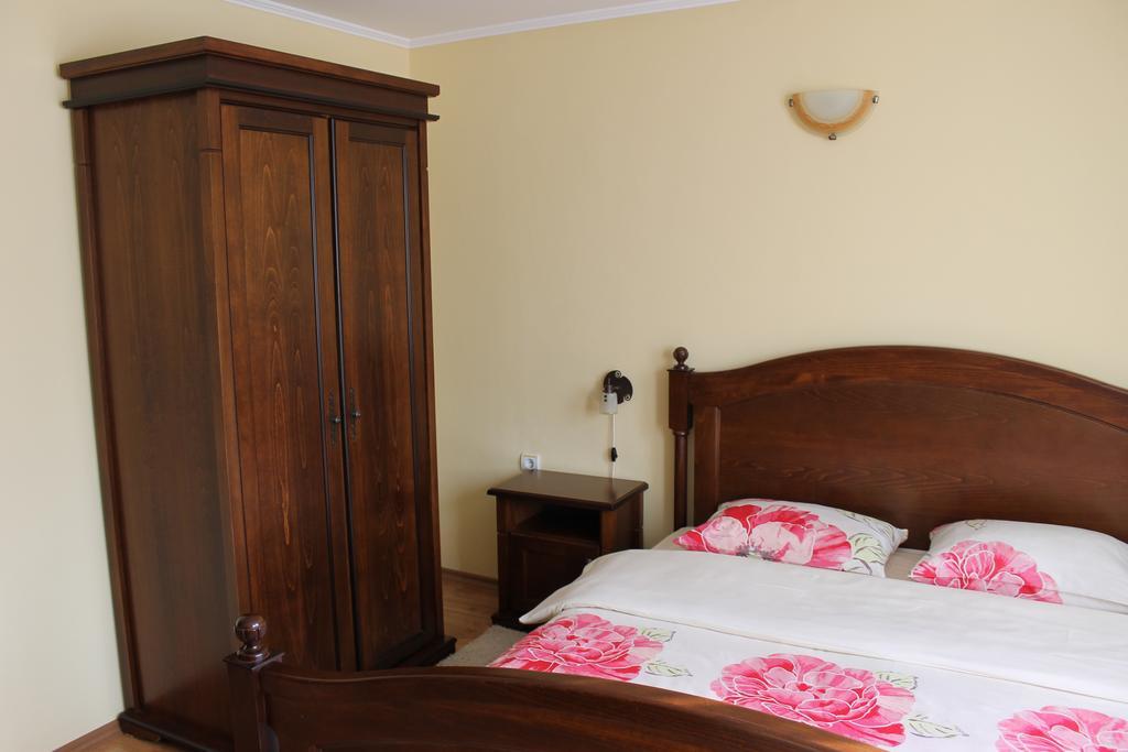 Guest House Maria Koprivshtitsa Luaran gambar