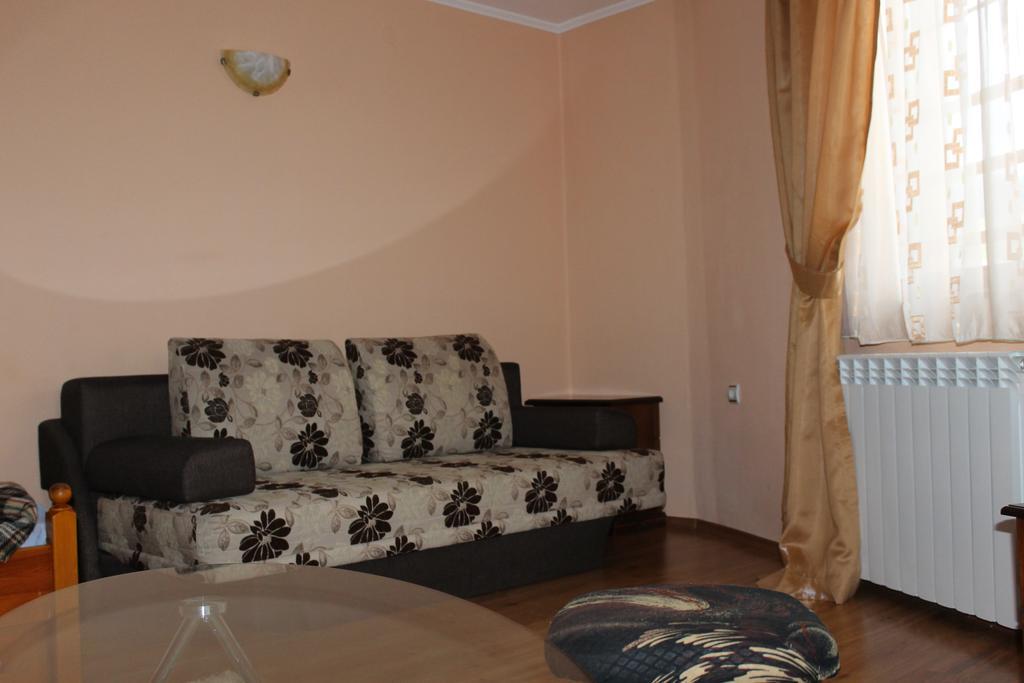 Guest House Maria Koprivshtitsa Luaran gambar