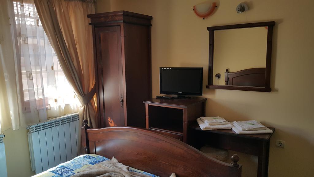 Guest House Maria Koprivshtitsa Luaran gambar